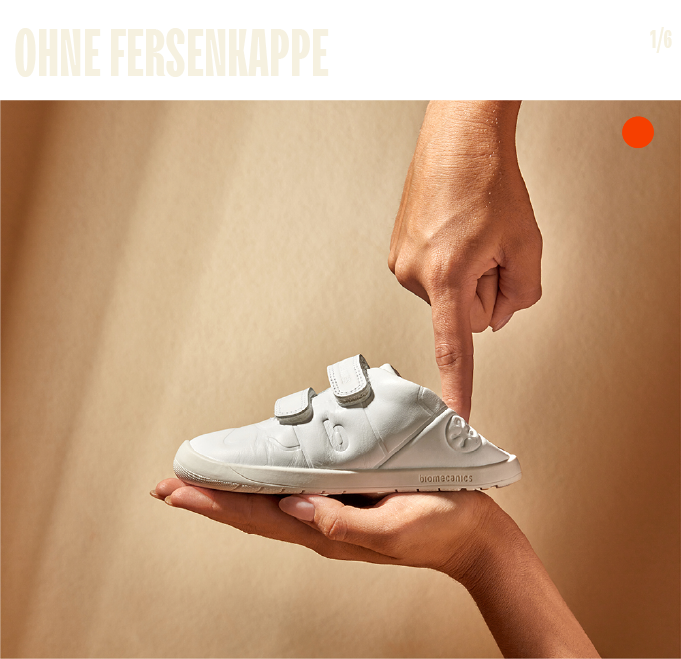 Wir innovieren bei der Entwicklung eines externen Stabilisators, um die internen Fersenverstärkungen in unserer gesamten ersten Schritt-Schuhkollektion zu eliminieren. So wird die erlernte natürliche Stabilität gesichert, ohne die Fußbewegung einzuschränken.
